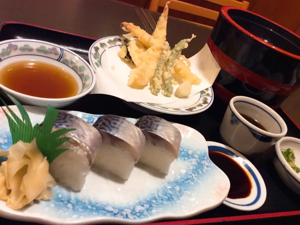 釜揚げうどんも美味しかったけど、
この鯖🐟ちゃん😻
肉厚でめっちゃ美味しかった❣️|アライさんさん