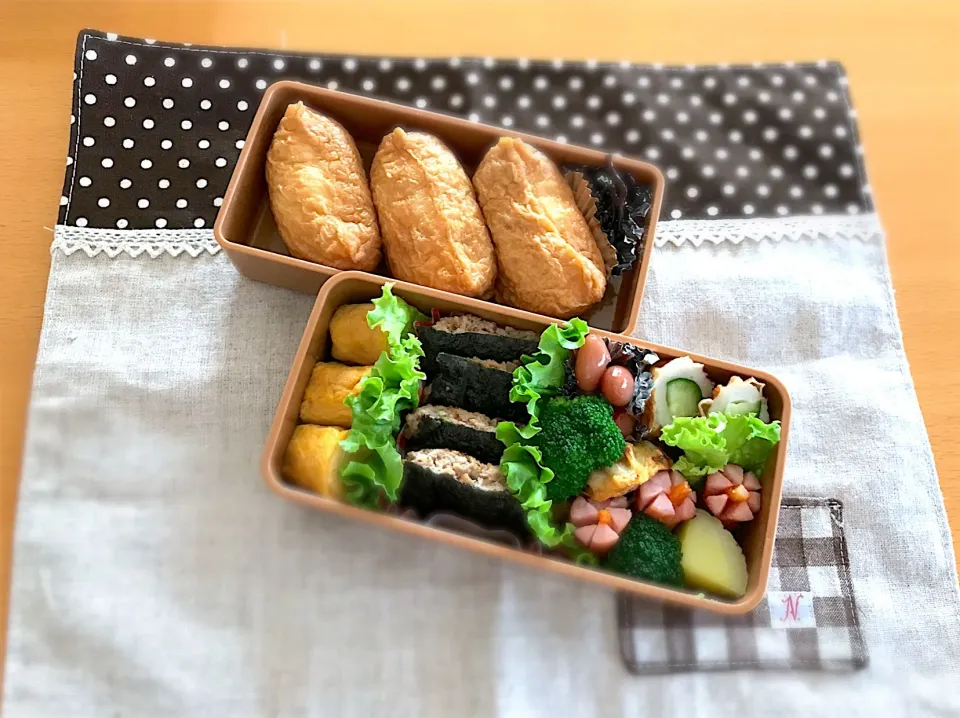 豚の磯辺焼き🐖
卵焼き🍳
焼売ピカタ😋
蒸かし芋🥔
ウインナー🌸
キュウリin竹輪🥒
🍚|あやこさん