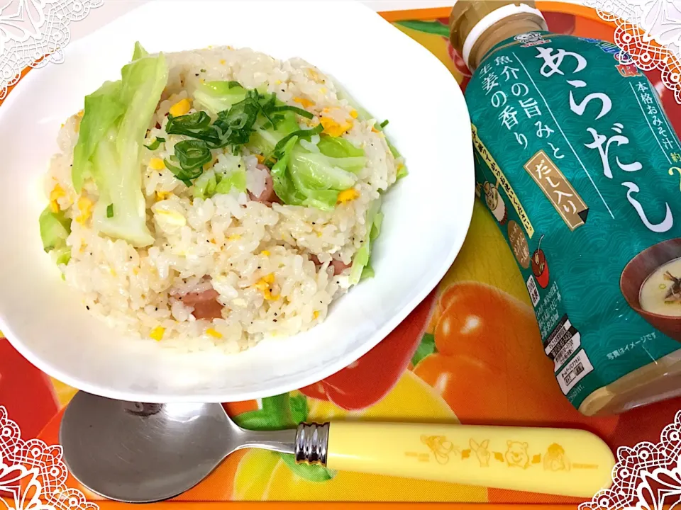 Snapdishの料理写真:春キャベツのチャーハン
#春キャベツ
 #マルコメ液みそ料亭の味 
#あらだし|Hiroko Yokomizoさん