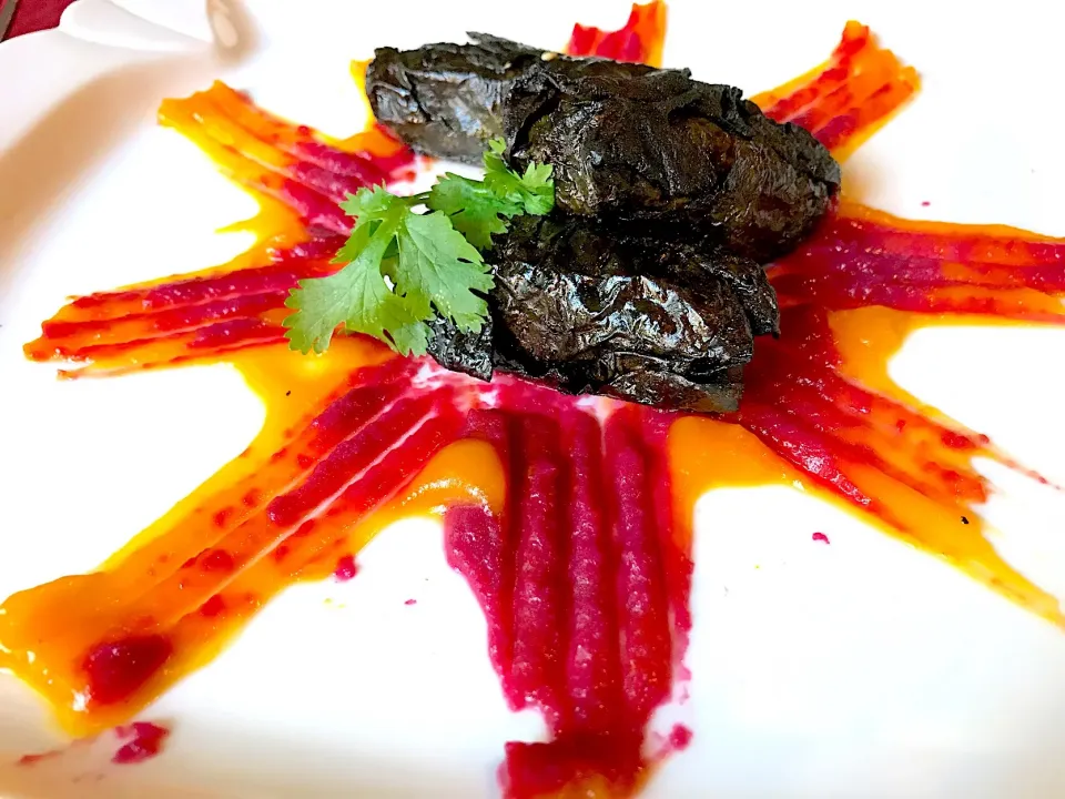 Nem wrapped with la lot leaf presented on beetroot & pumpkin purée|Sky Blueさん