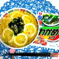 Snapdishの料理写真:わかめスープの爽やかにゅうめん🥢|くうみんさん