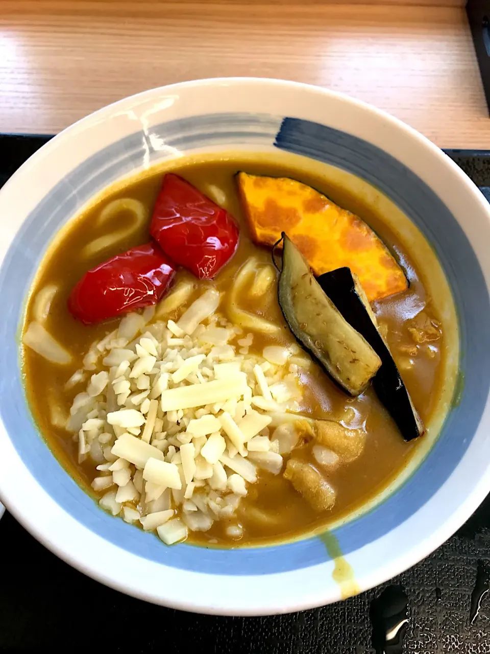 野菜チーズカレーうどん|るみおんさん