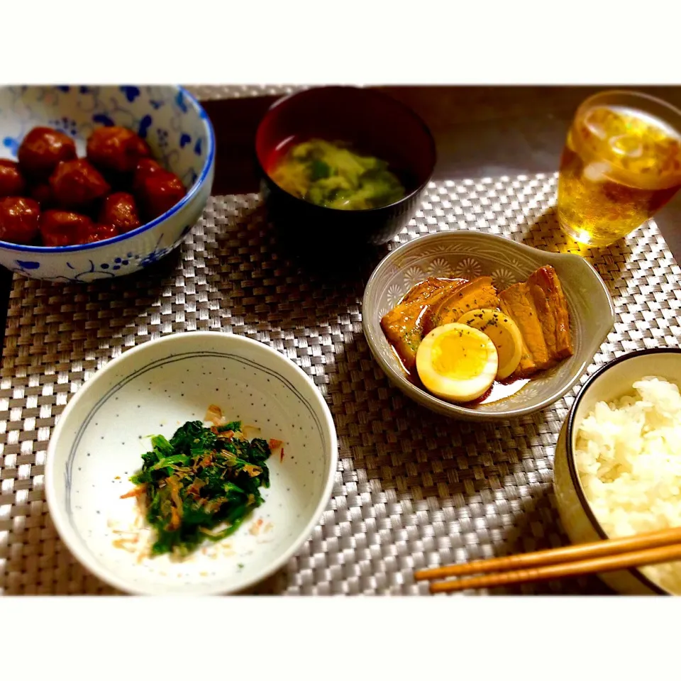 豚角煮、ミートボール、ほうれん草のおひたし、お味噌汁|ayumi obaさん