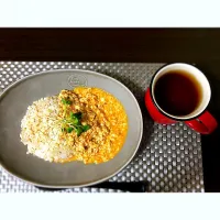 Snapdishの料理写真:押し麦ご飯、ごま坦々豆腐ソース|ayumi obaさん