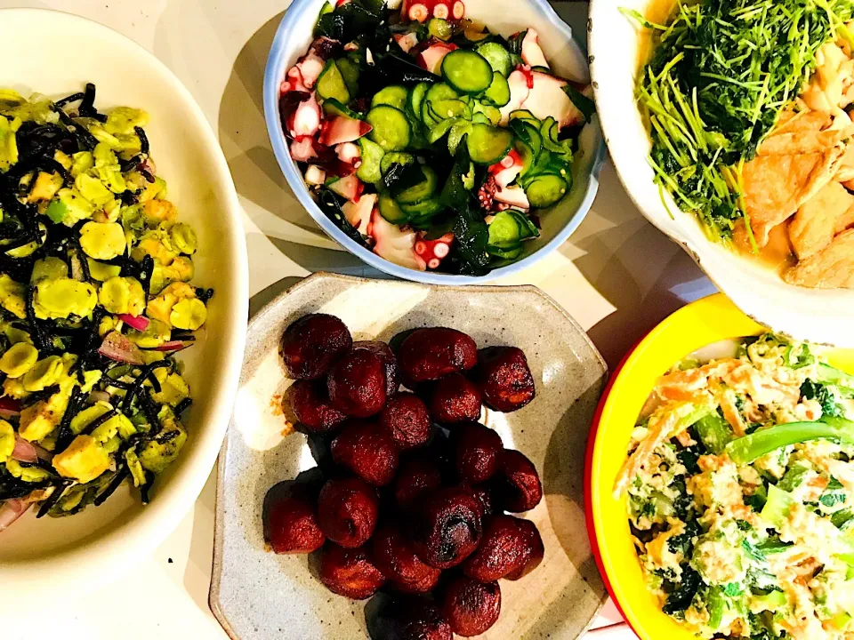 ・ひじきと打豆のサラダ
・たこ酢のもの
・上庄里芋煮っころがし
・豆苗とあげの煮びたし
・小松菜白あえ
 #本日のメニューにないお品。|銀座 小料理 龍さん