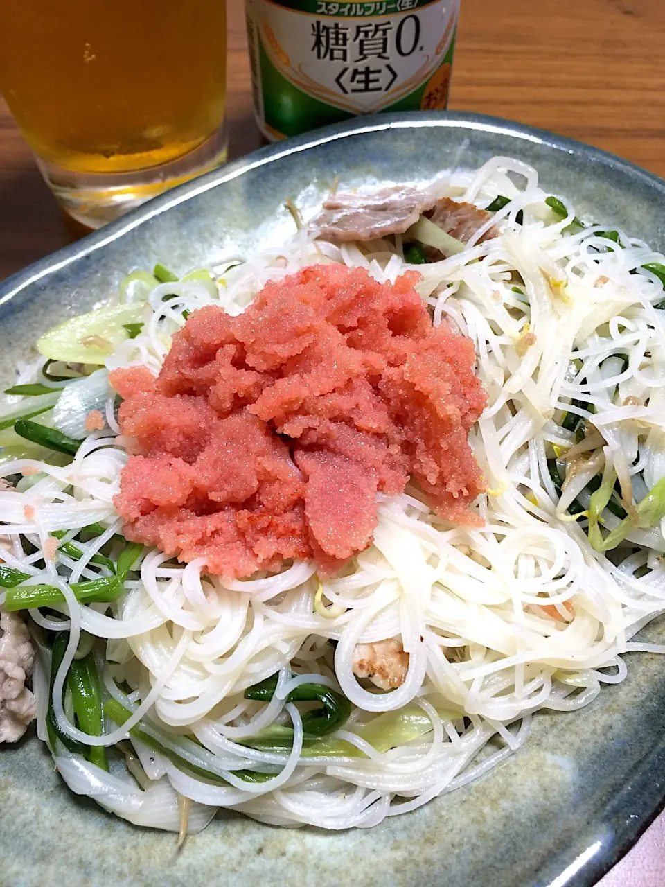 Snapdishの料理写真:ケンミン 焼きビーフン（こく旨塩味 ）にトッピング明太子🍺|ラックさん