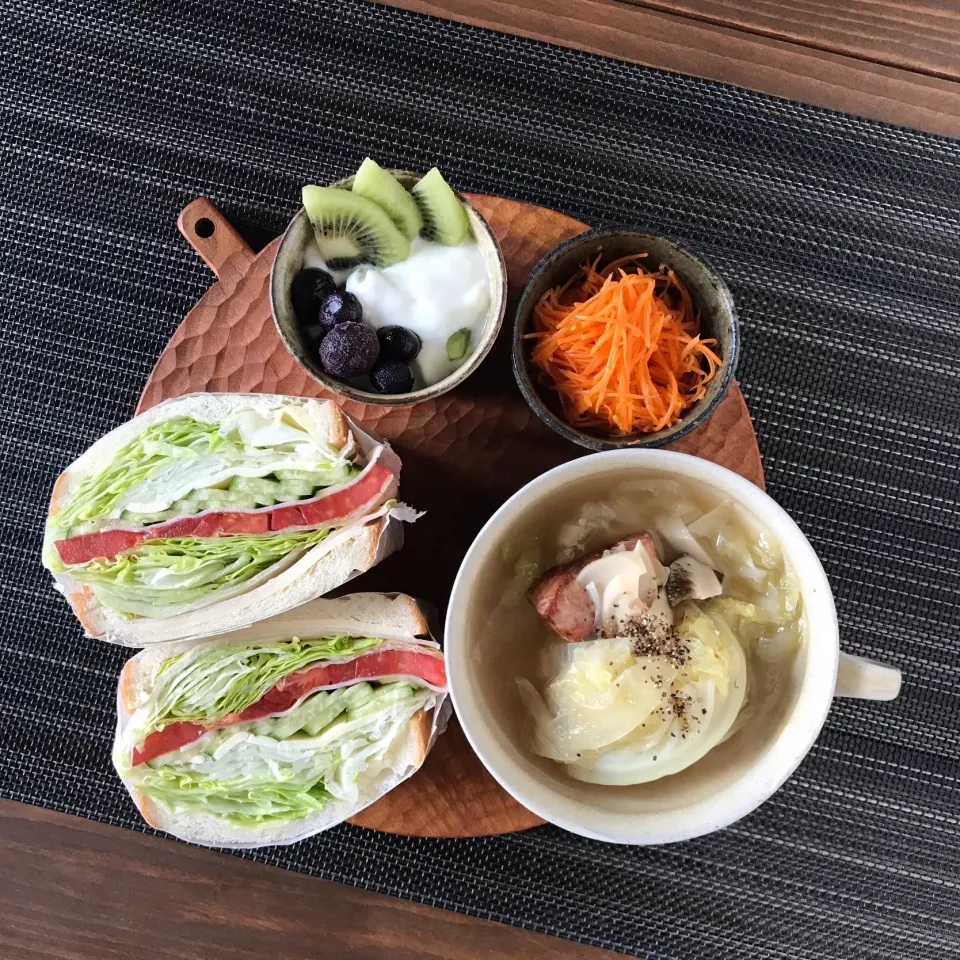 今日の朝ごはん|ぺんぎんさん