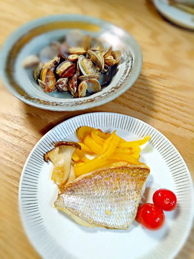 真鯛のソテーとアサリの酒蒸し*2018.4.22|ゆきぼぅさん
