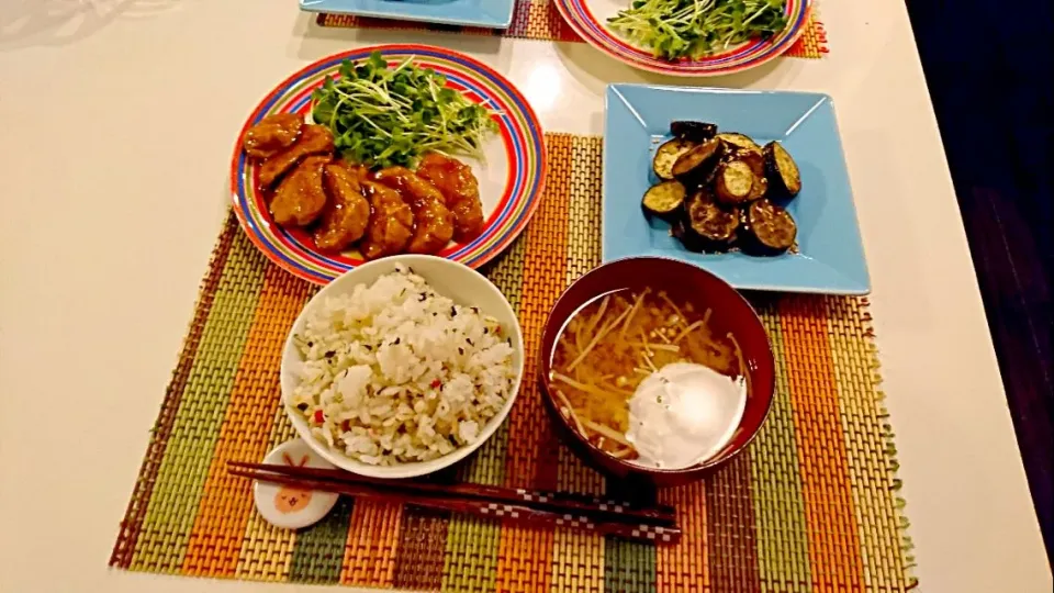 今日の夕食 豚ヒレの黒酢酢豚、SDモニター＊料亭の味使用なすの味噌焼き、わかめご飯、えのきの味噌汁|pinknari🐰🌈さん