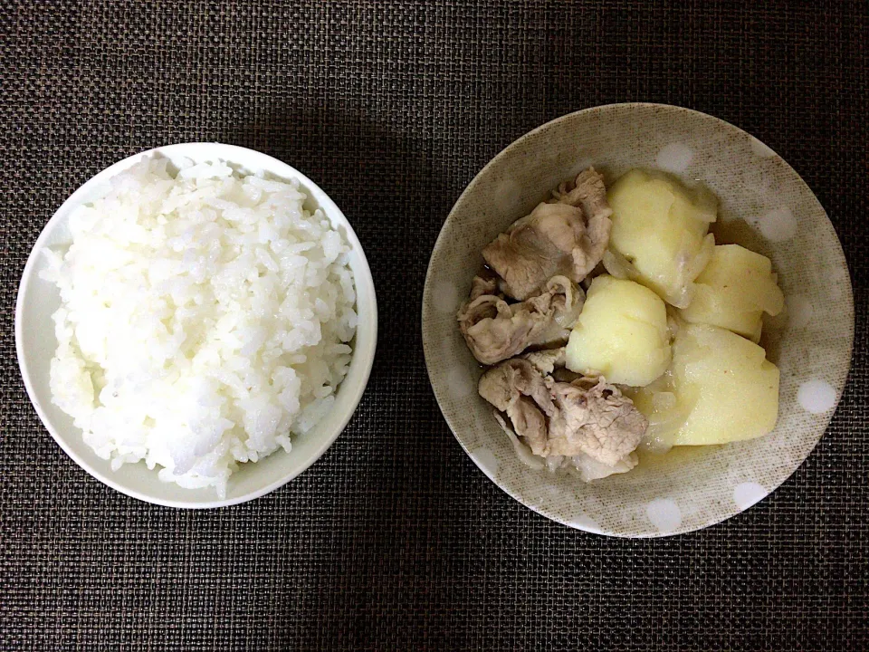 肉じゃが(ハーフ)ご飯|ばーさんさん