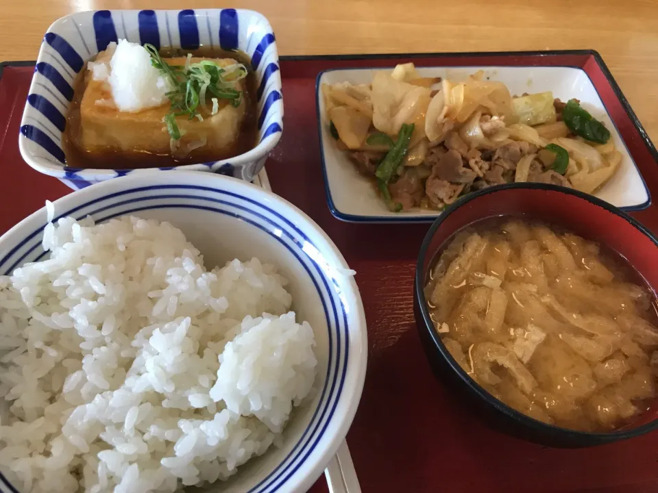 揚げ出し豆腐と豚肉味噌炒め|手品先輩さん