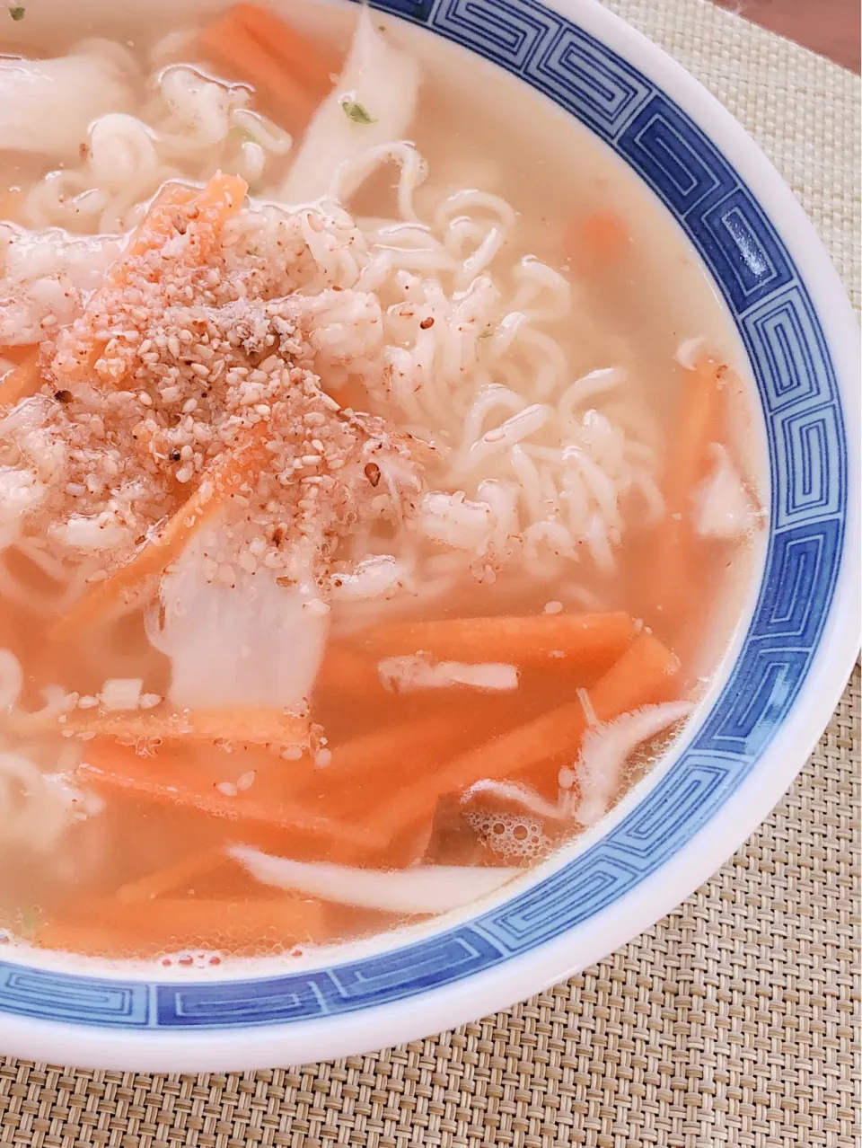 塩ラーメン エリンギ人参|ももこの星の王子さまさん