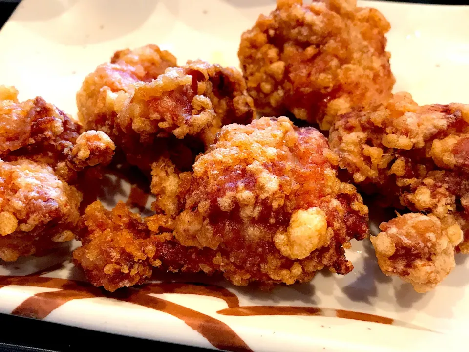 500円定食  サラダ ご飯 お味噌汁 お代わり自由|ナナさん