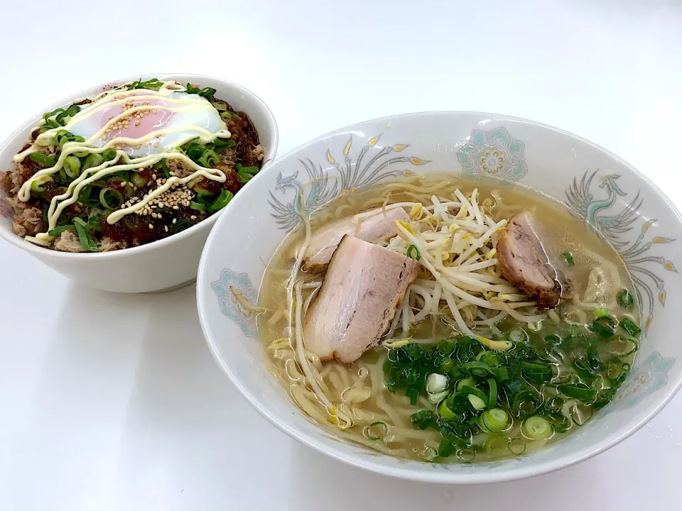 ラーメンとチャーシュー丼|LaLamamaさん