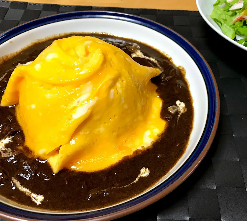 Snapdishの料理写真:ドレスドオムカレーライス🍛|sho_shoさん