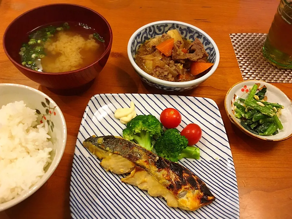 Snapdishの料理写真:5/4 夕飯♪ 鰆西京焼 肉じゃが ほうれん草卵とじ 味噌汁|ikukoさん