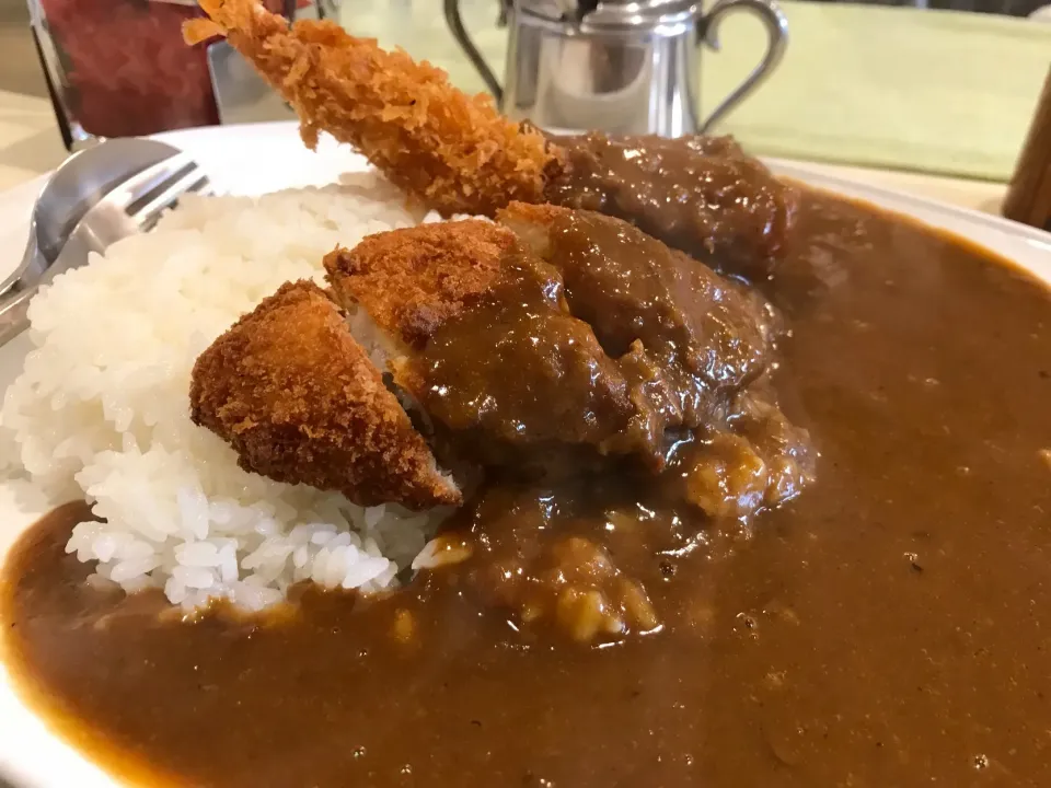 エビカレー🍤🍛フィッシュフライトッピング🐟大盛🌋|buhizouさん