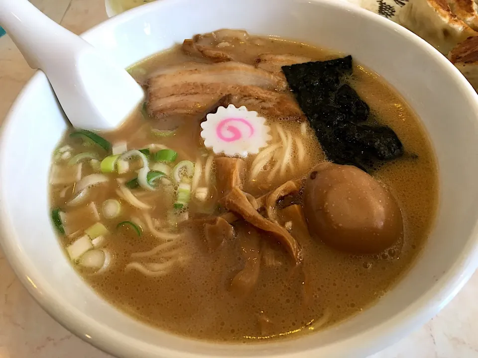 バカうまラーメン|しのぶさん