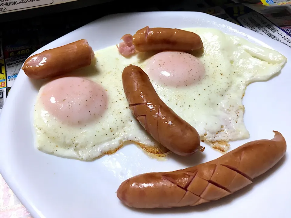 目玉焼き|はっちぃさん