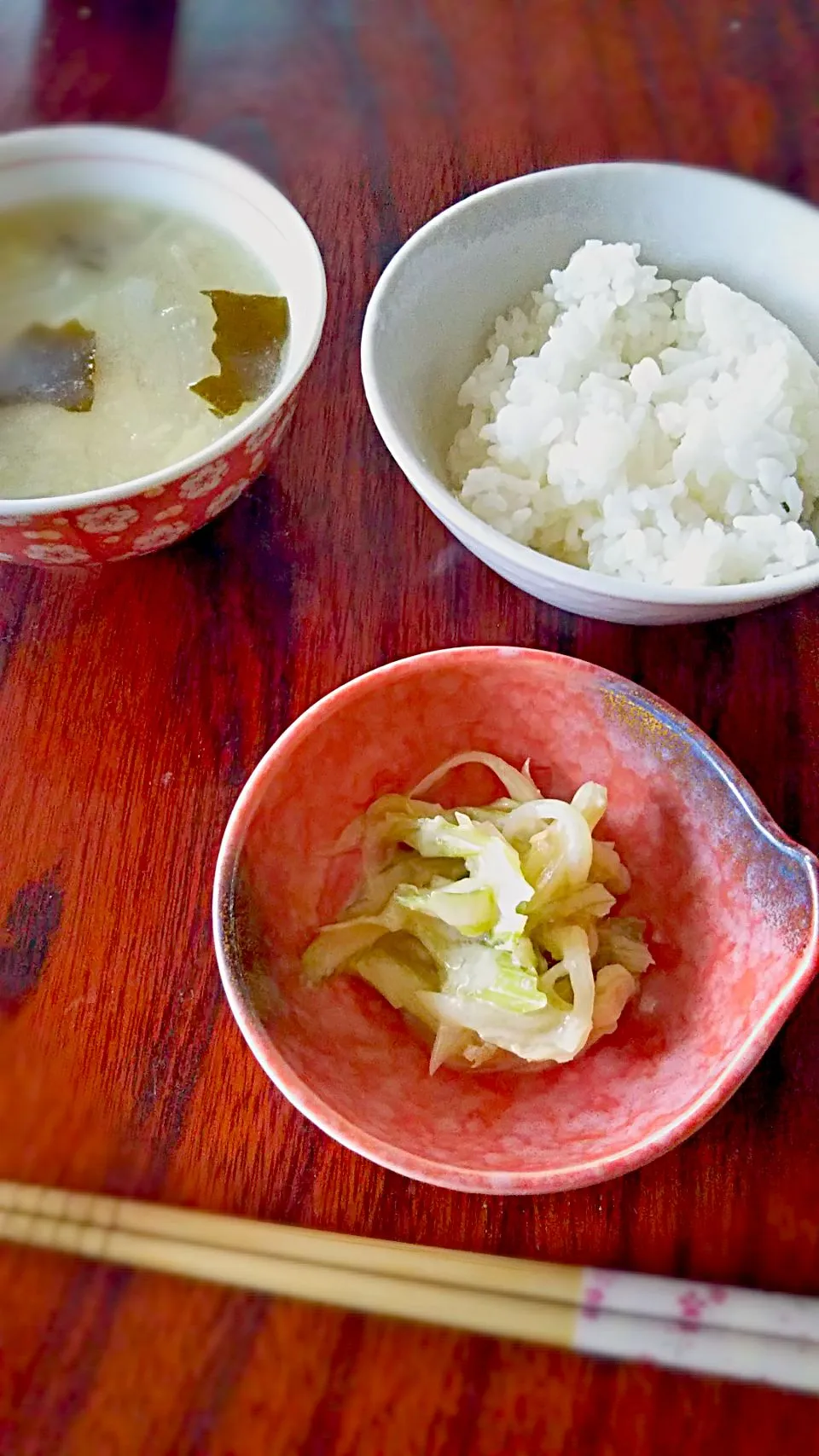 朝食のお供*セロリと新玉ねぎの味噌ヨーグルト漬け|みかんさん