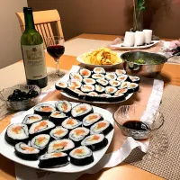 Snapdishの料理写真:Homemade sushi|Klára Sušánkováさん