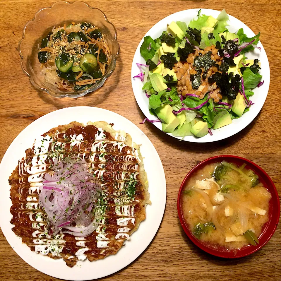 Snapdishの料理写真:#vegan  #グルテンフリー  #シュガーフリー 
蕎麦粉と豆腐のお好み焼き|makiko_aさん