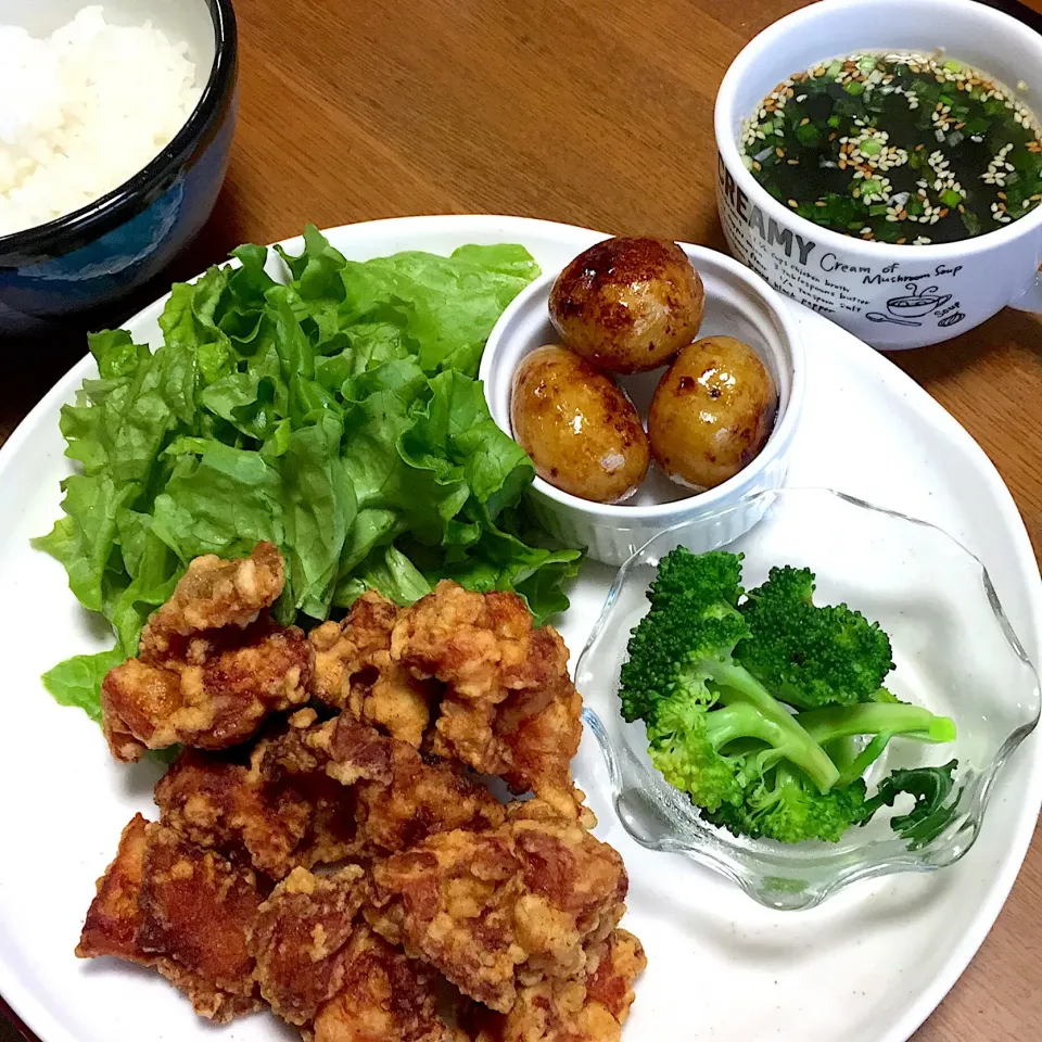 鶏モモ唐揚げ
新じゃがのバター醤油炒め
ブロッコリー|もこうさぎさん