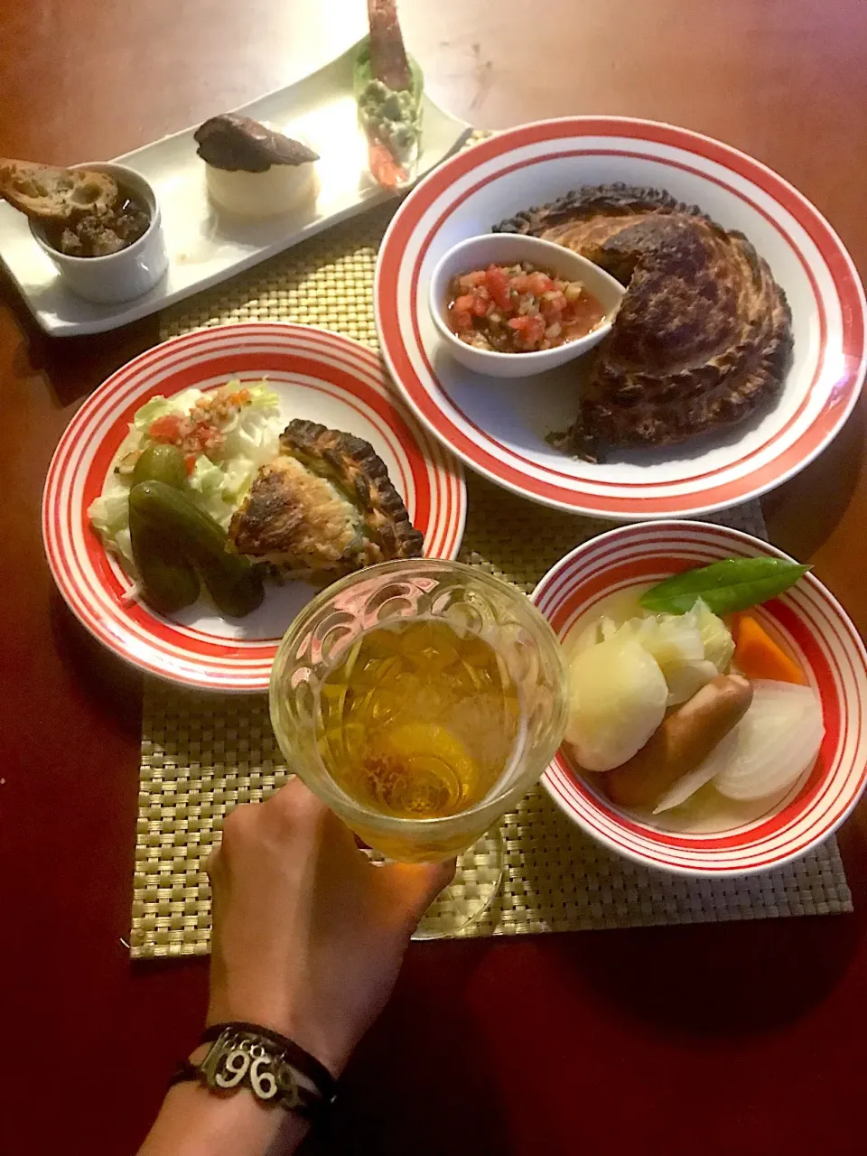 Today's French Dinner🍴ｵｰﾄﾞﾌﾞﾙ･ﾎﾟﾄﾌ･ｻｰﾓﾝのﾊﾟｲ包み焼き･主食は好き好きに🥖or🍚|🌈Ami🍻さん