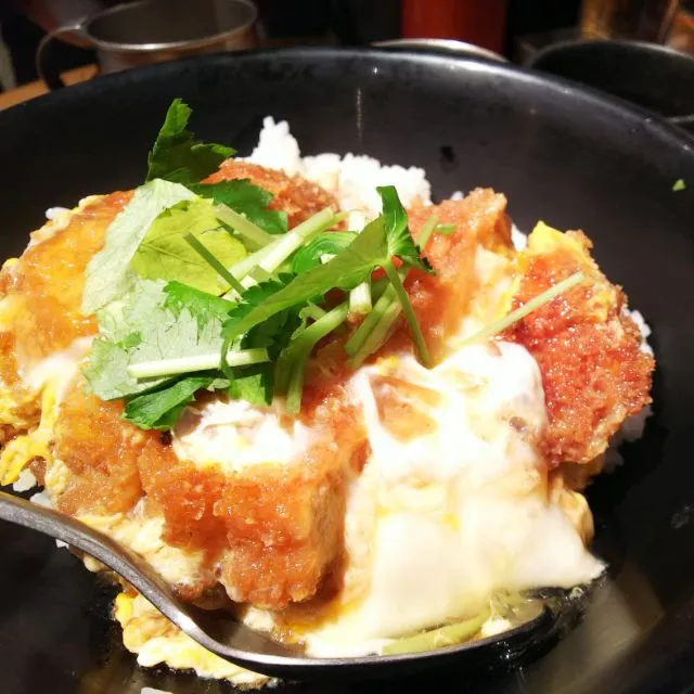 チキンカツ玉子丼|大石さん