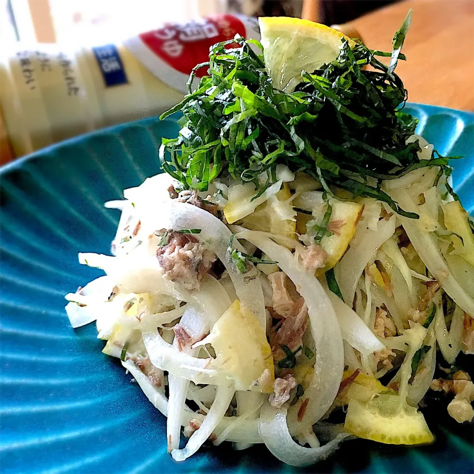 新玉と鯖缶のレモン絹しょうゆ和え|みずほさん