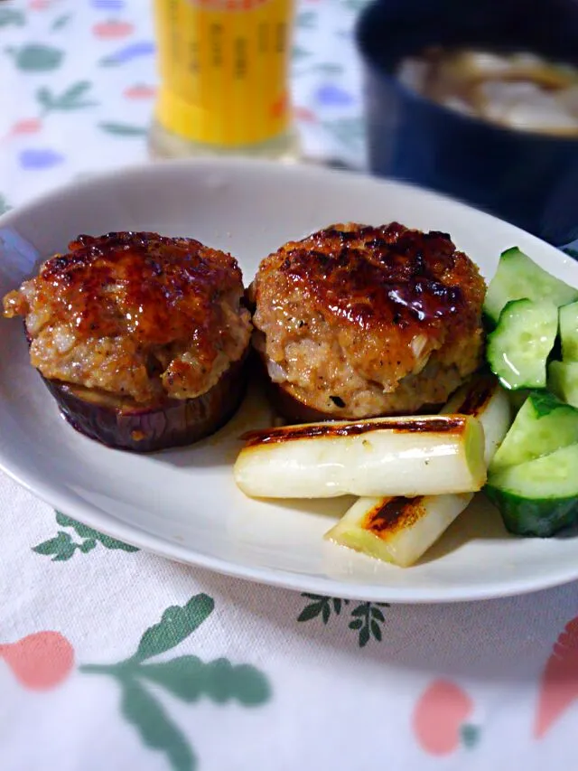 カンタン酢のまる茄子肉詰め照り焼き😃|みるくここあさん