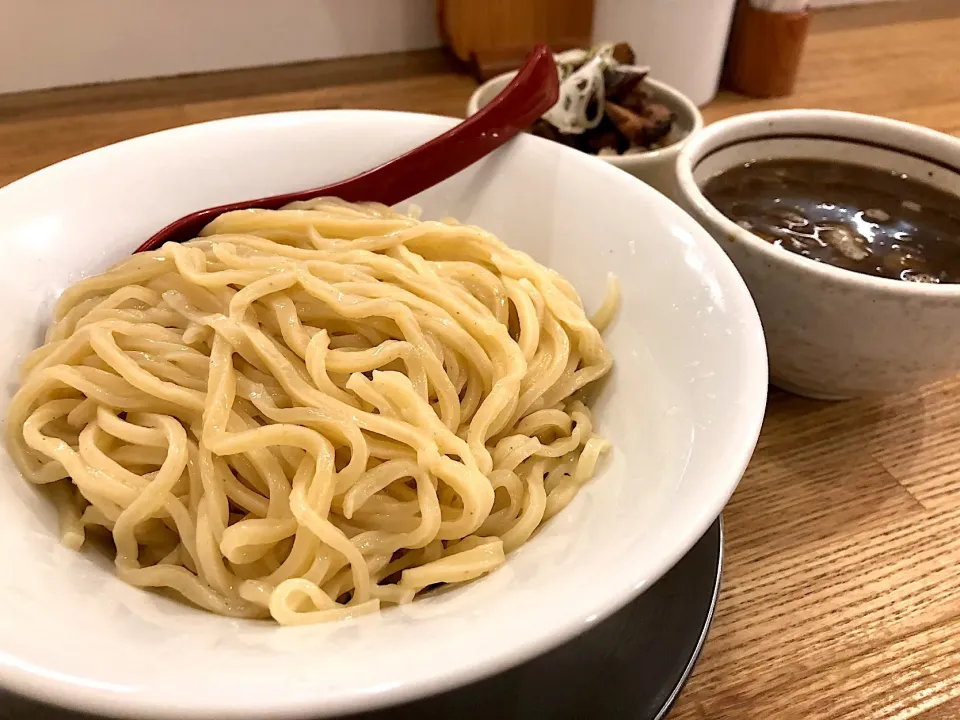 Snapdishの料理写真:つけ麺とちゃーしゅー飯|hirotomoさん