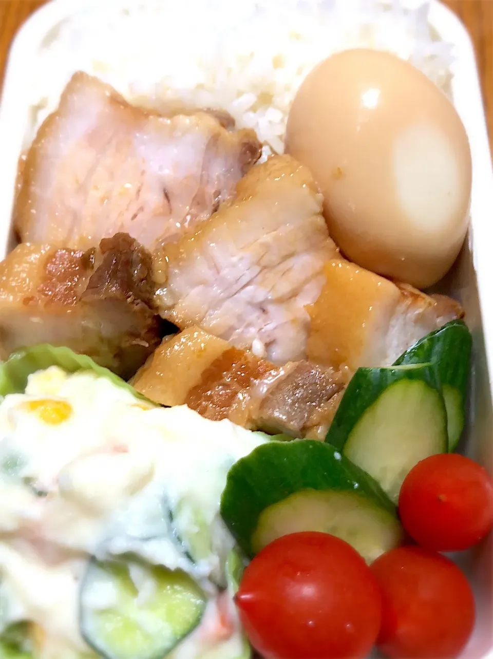 5月10日(木) 煮豚弁当🍱(ෆ ͒•∘̬• ͒)◞|かよっぺさん