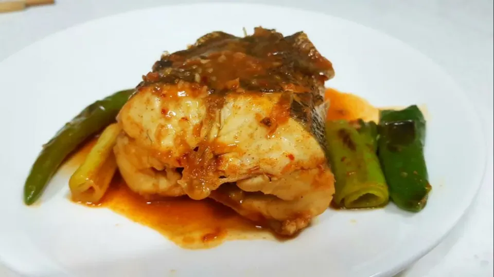 Braised flathead in chili pepper paste|steven z.y.さん