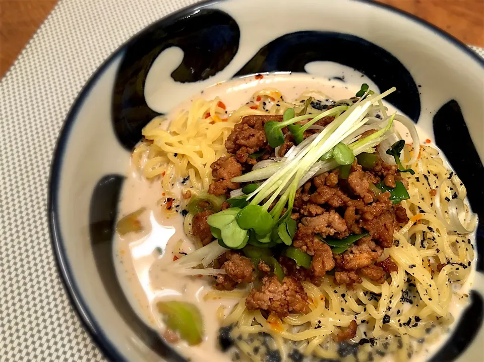 黒ごま冷製豆乳担々麺😋|mashaさん