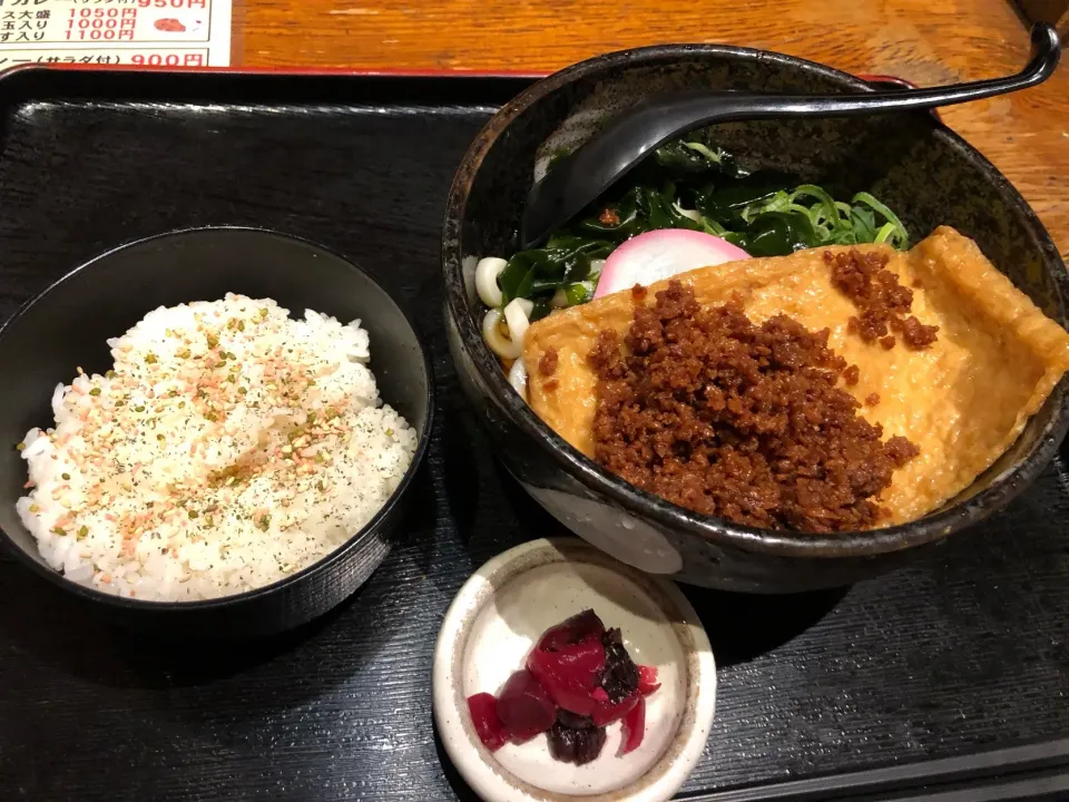 大きいきつね冷やし肉そぼろうどん*\(^o^)/*|すかラインさん