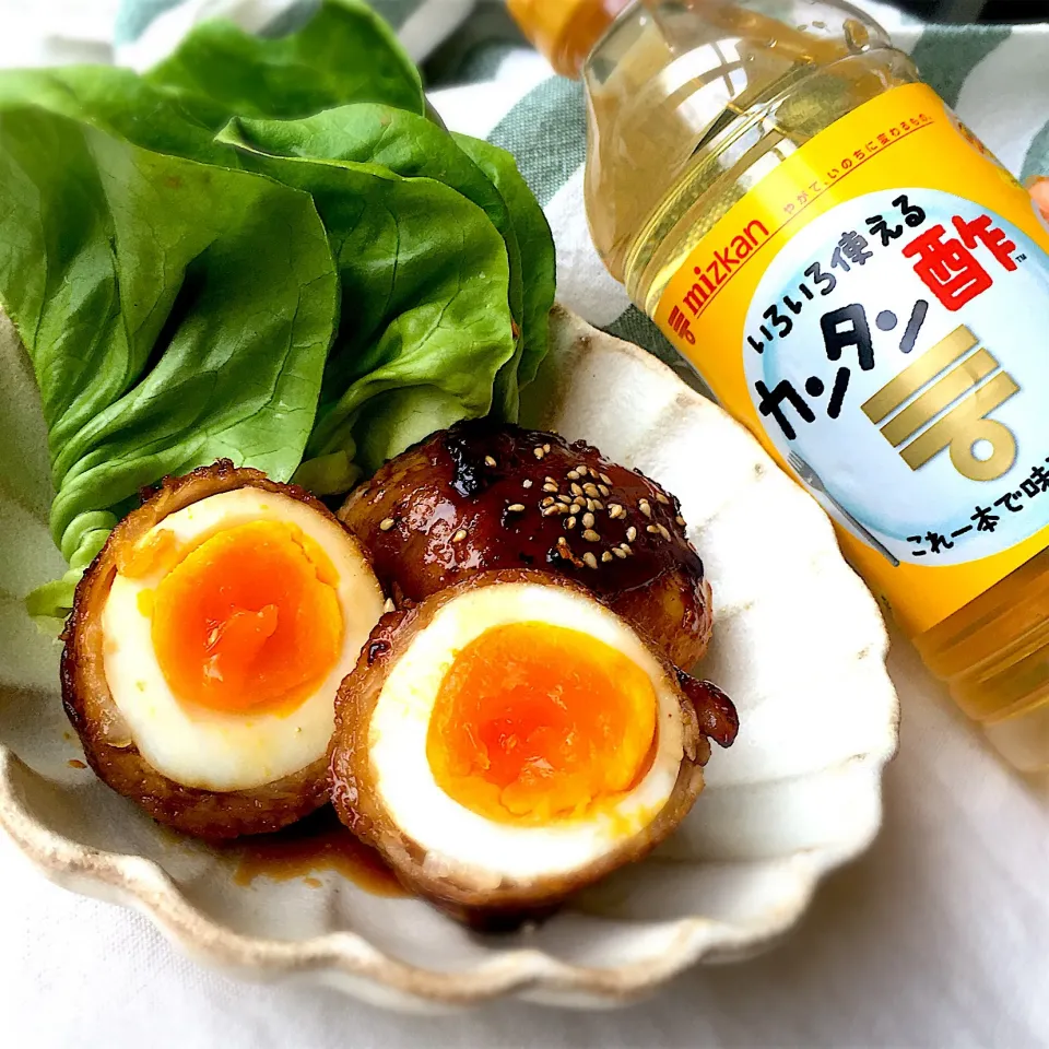 Snapdishの料理写真:カンタン酢で！ゆで卵の肉巻き照り焼き
 #カンタン酢  #笑顔咲く照り焼き|すいかみどりさん