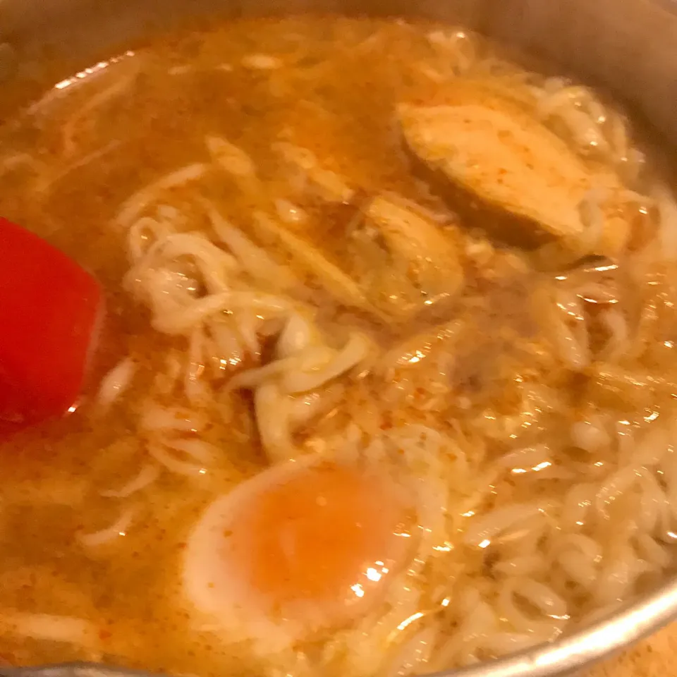 トムヤムクン豆乳麺(◍•ڡ•◍)❤|いつみさん