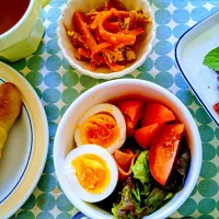 Snapdishの料理写真:土曜日の朝ごパン🍞 5/12|毎朝５時ラーⅡさん