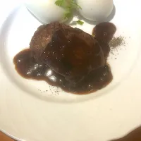 Snapdishの料理写真:牛ヒレ肉のステーキ🥩|Masami Sasakiさん