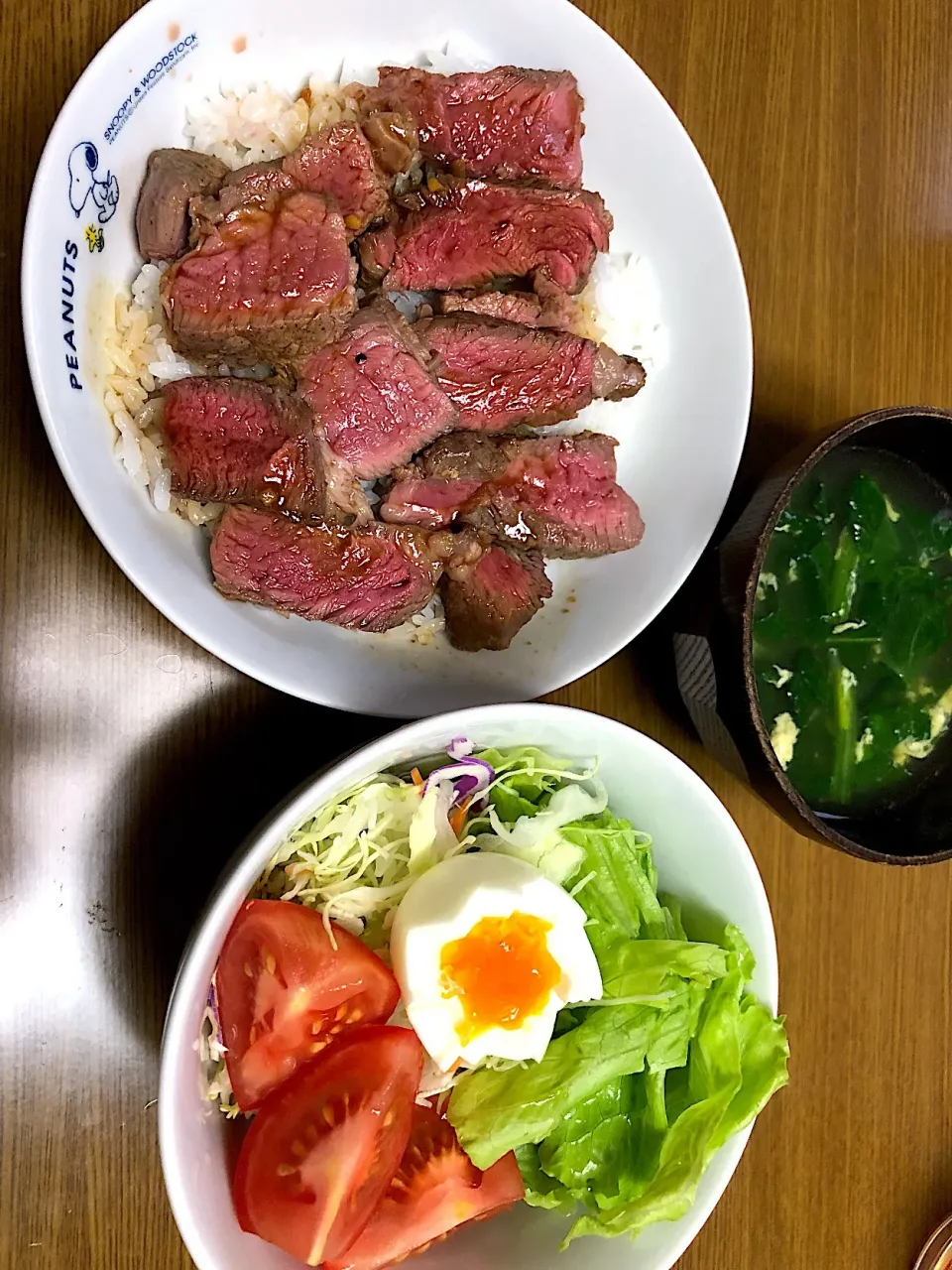 ステーキ丼|にょきさん