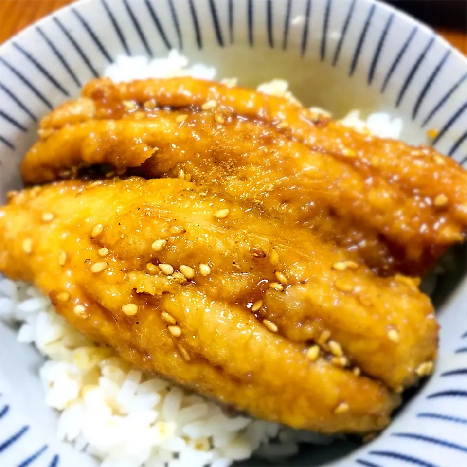 鰯蒲焼き丼|Akira Sugiharaさん