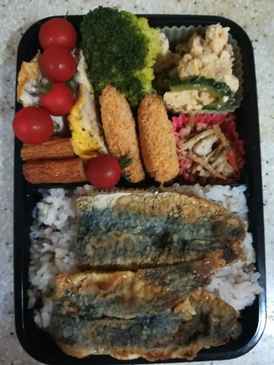 Snapdishの料理写真:イワシの蒲焼弁当 #お弁当|アクちゃんさん