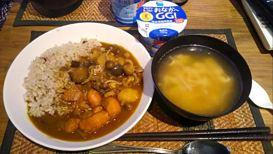 カレーライス＆もやしの味噌汁|まぐろさん