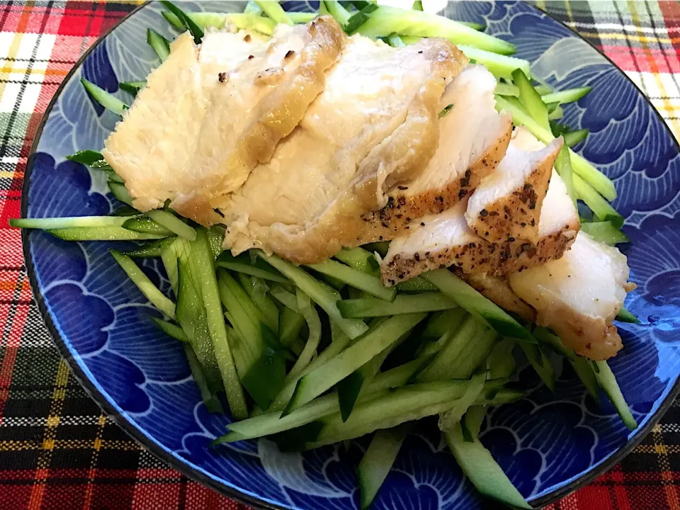 きゅうりは毎日食べるよ！鶏むね肉のソテー|マム🌹Japanese momさん