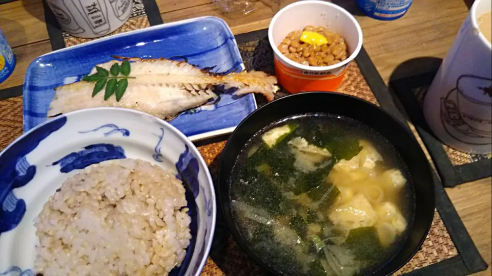 赤魚の粕漬け＆納豆＆わかめの味噌汁|まぐろさん