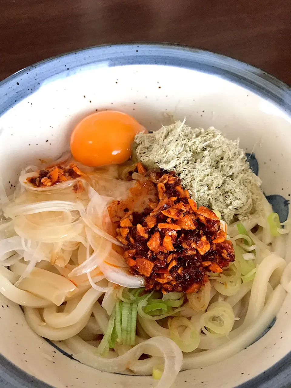 ラー油釜玉うどん とろろ昆布入り|sakiさん