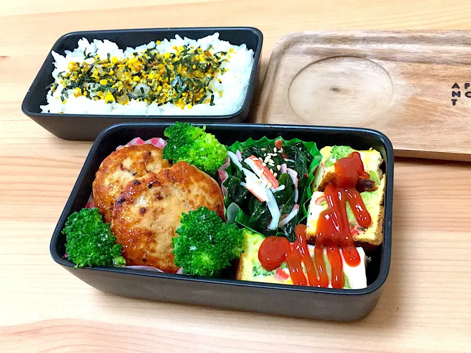 鶏つくねキッシュ風オムレツ弁当🍱|りこさん