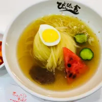 Snapdishの料理写真:盛岡冷麺 中辛キムチ別盛り|THE SUNSEAさん