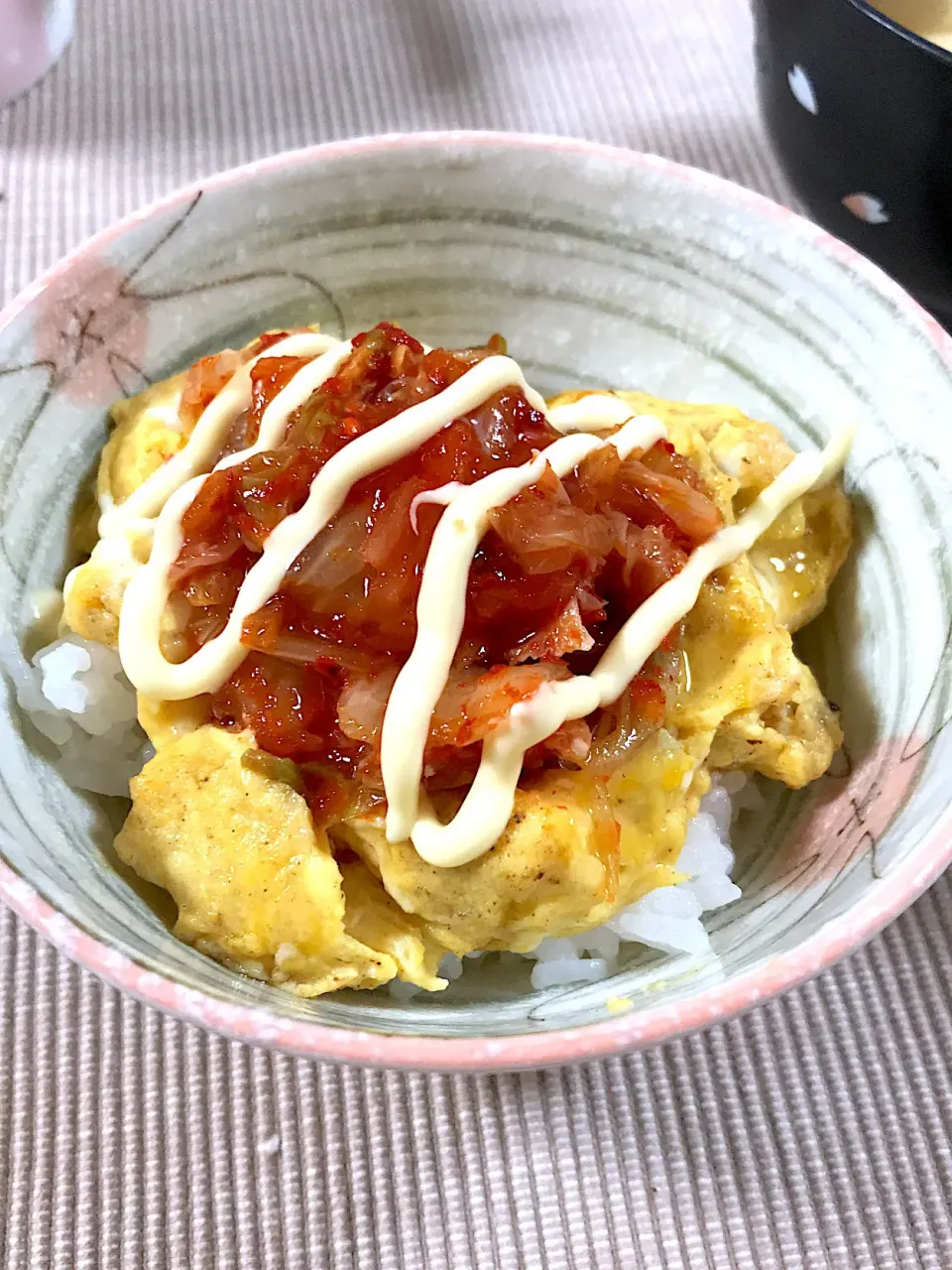 ふわトロ卵のキムチ丼|花ママちゃんさん